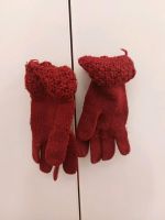 Schal und Handschuhe aus Acryl Berlin - Wilmersdorf Vorschau
