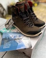 LOWA Malta GTX Goretex Stiefel Herren Gr. 44 Neu Outdoor Winter Hessen - Hanau Vorschau