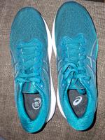 Laufschuhe von asics NEU Nordrhein-Westfalen - Warstein Vorschau