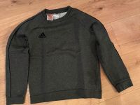 Pullover Adidas grau Gr 140 Hessen - Ebsdorfergrund Vorschau