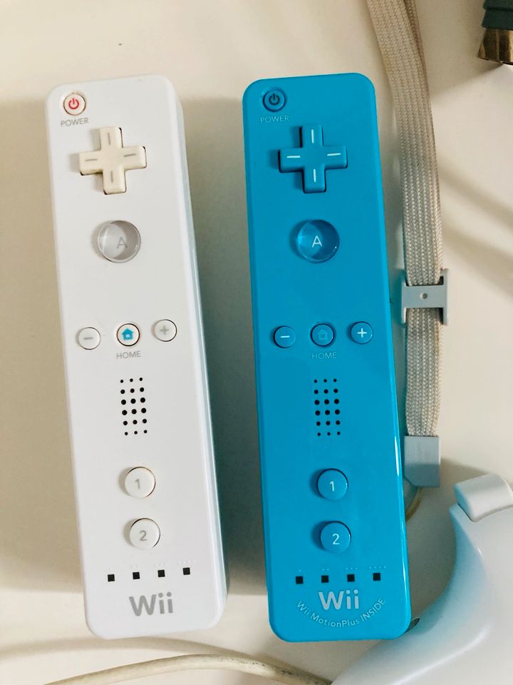 Nintendo Wii Weiß Fernbedienung Kontroller Gamecube Anschluss in Herzogenaurach