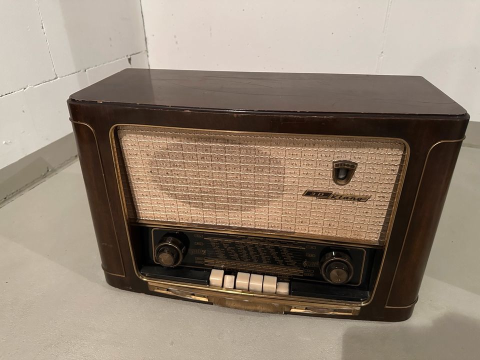 Röhren Radio Grundig Typ 2043W in Einhausen