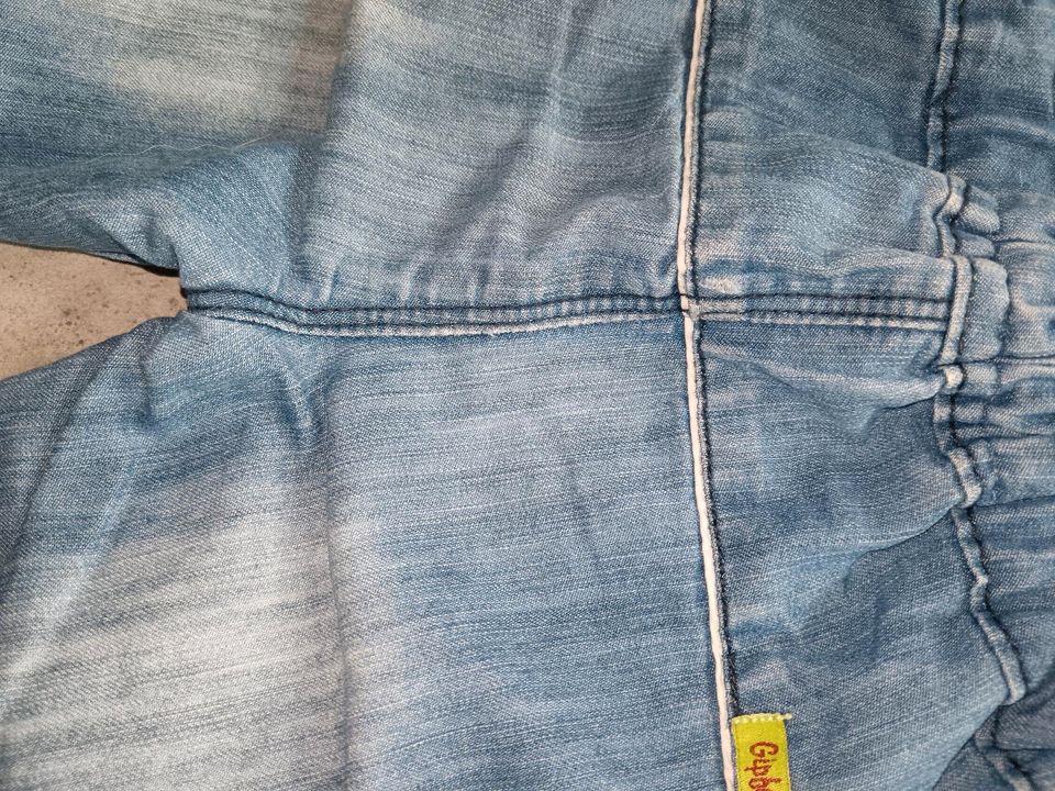 Jeans Gipfelkraxler Gr 98 und 104 in Iffezheim