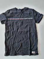 Neu! Tommy Hilfiger Shirt Größe S/M Hessen - Hanau Vorschau