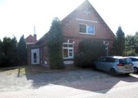 Mehrfamilienhaus und Bungalow mit großem Gartengrundstück und 7 Stellplätzen Niedersachsen - Südbrookmerland Vorschau