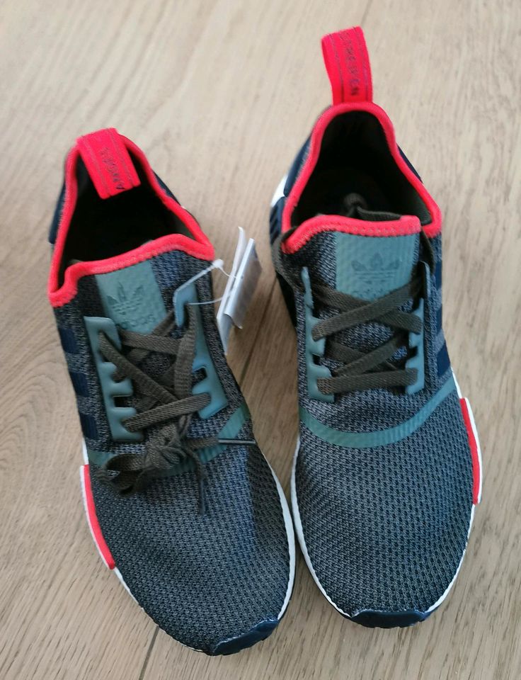 Adidas Nomad R1 dunkelgrau Gr 44 2/3 *NEU* in Nordrhein-Westfalen -  Mönchengladbach | eBay Kleinanzeigen ist jetzt Kleinanzeigen