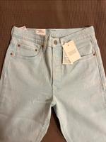Levi’s 501 NEU hellblaue Waschung 26 Niedersachsen - Stuhr Vorschau