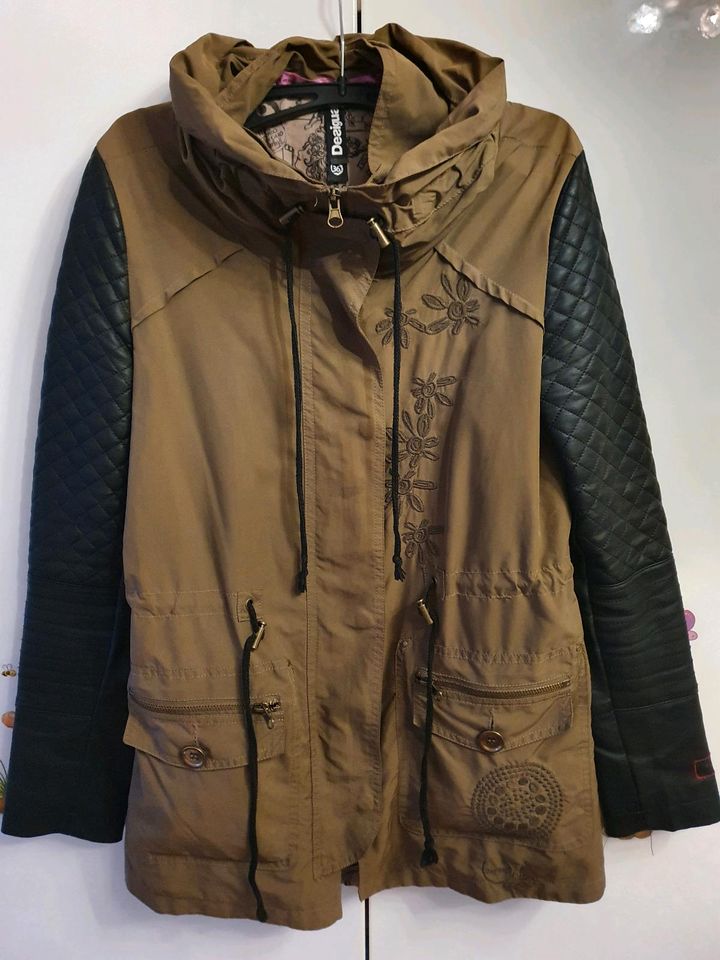 Desigual leichte Jacke in Alfhausen