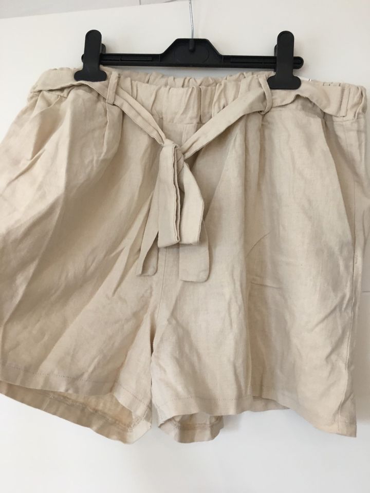 Damen Shorts gr 44 Neu Leinen in Garrel