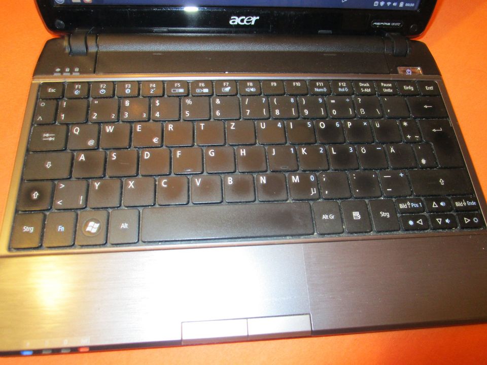 Acer Aspire 1810tz 1810 tz schwarz 320GB HDD 4GB RAM 4G LTE LINUX in Mannheim