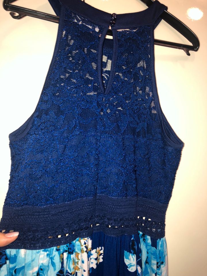 Kleid Sommer Lang Maxi schick blau Gr.38 in Hardegsen