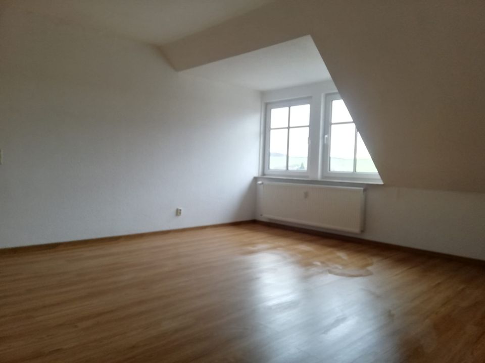 modernisierte 3 Raum Wohnung in Mansfeld