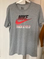 Nike Tshirt in Größe M, neuwertig, grau, Track and Field Saarbrücken-Mitte - Malstatt Vorschau