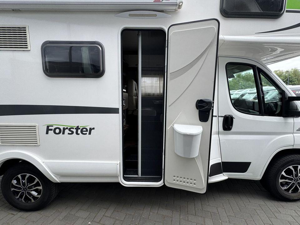 Forster A 699 HB  #EINZELBETTEN#GARAGE#SAT# in Werder (Havel)