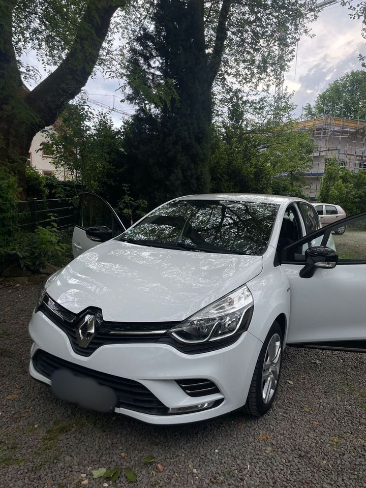 Renault Clio 1.2 16V 75 Limited Limited in Gelsenkirchen