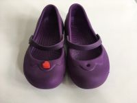 CROCS 12C 13 Größe 30/31 violett Nordrhein-Westfalen - Detmold Vorschau