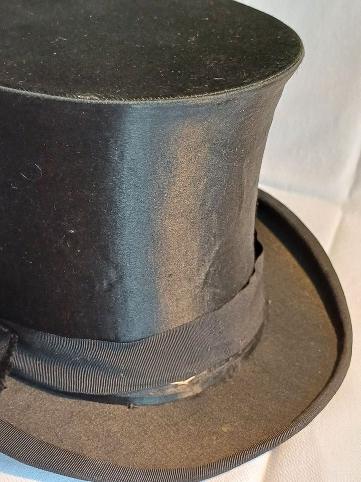 Chapeau claque alt schwarz Satin in Amerang