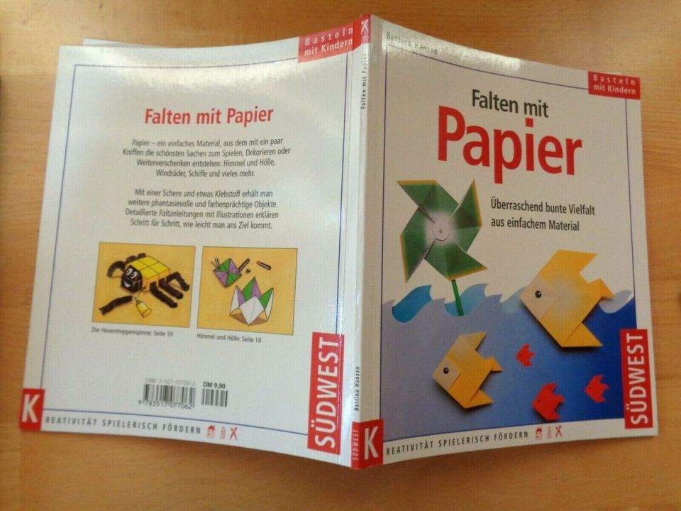 Buch Bettina Hansen -Falten mit Papier+Buch+vielen bunten Blätter in Usingen