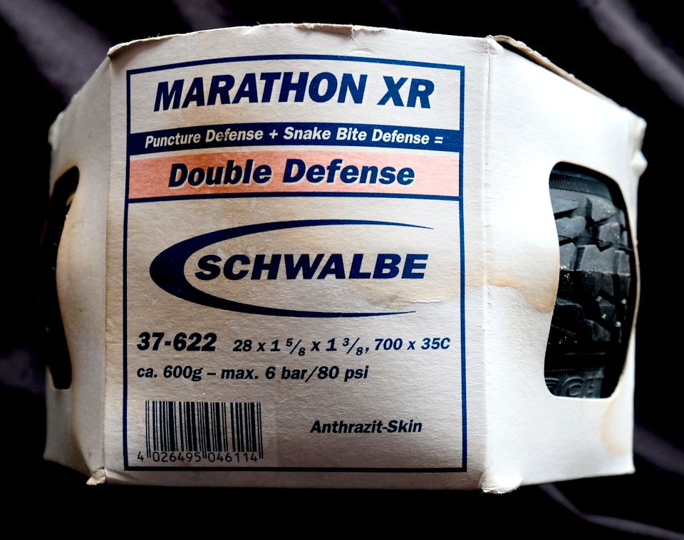 Schwalbe Marathon Mantel XR Folding Tire 28 x 1 3/8, 700x35C in Köln