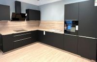 Neue Einbauküche, Küche Graphitschwarz mit neuen E-Geräten. Nordrhein-Westfalen - Erkrath Vorschau