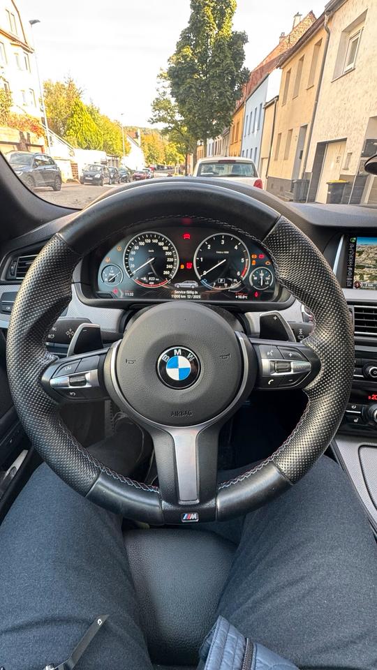 BMW 530d F11 M Paket Vollausstattung  Sportautomatik XDrive in Pforzheim