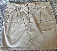 Rock, kurz, hell, H&M, Gr. 36 Berlin - Biesdorf Vorschau