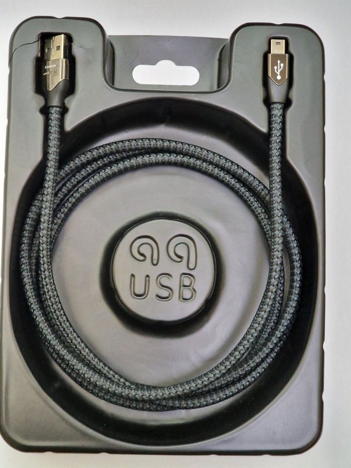 Audioquest Carbon USB A 2.0 - mini, 1,50m in Bielefeld