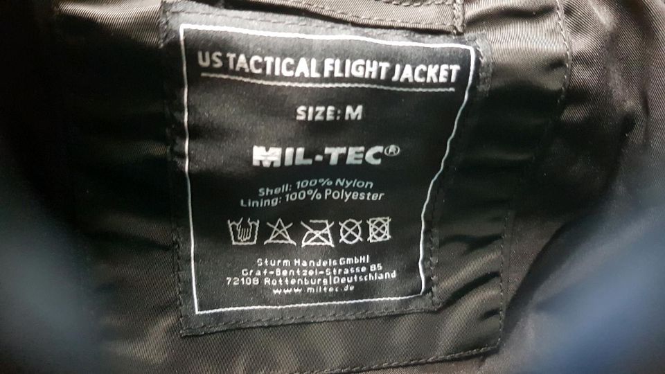 MIL-TEC Fliegerjacke Bomberjacke neu Größe M in Dessau-Roßlau