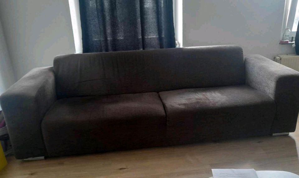 Couch zu verkaufen in Aachen