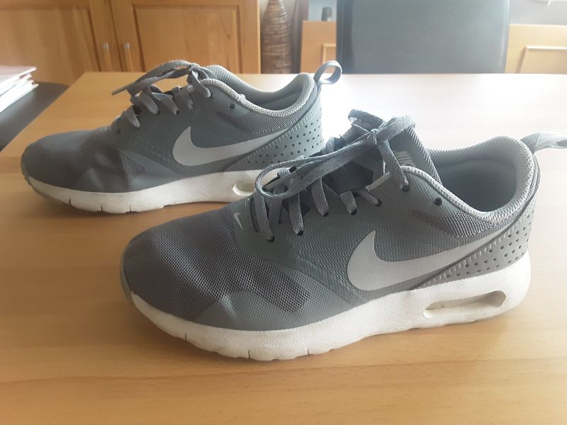 Nike Air max tavas, Größe 36, Top Zustand in Rheinland-Pfalz - Morbach |  Gebrauchte Kinderschuhe Größe 36 kaufen | eBay Kleinanzeigen ist jetzt  Kleinanzeigen