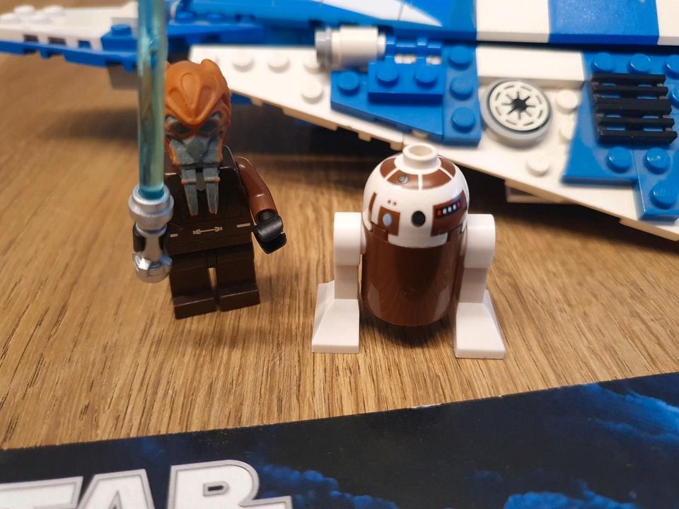 Star Wars Plo Koon's Jedi Starfighter Nr. 8093 *Komplett* in Büchen