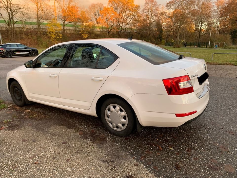 Skoda Octavia TOP ZUSTAND in Feucht