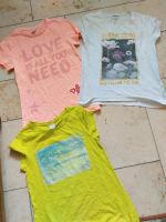 3er Pack T-Shirts für Mädchen Gr 152 Nordrhein-Westfalen - Niederkassel Vorschau