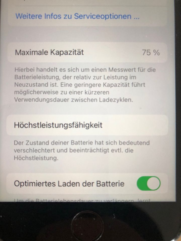 Apple iphone 8 64 GB dunkelgrau mit Ladekabel in Hartmannsdorf