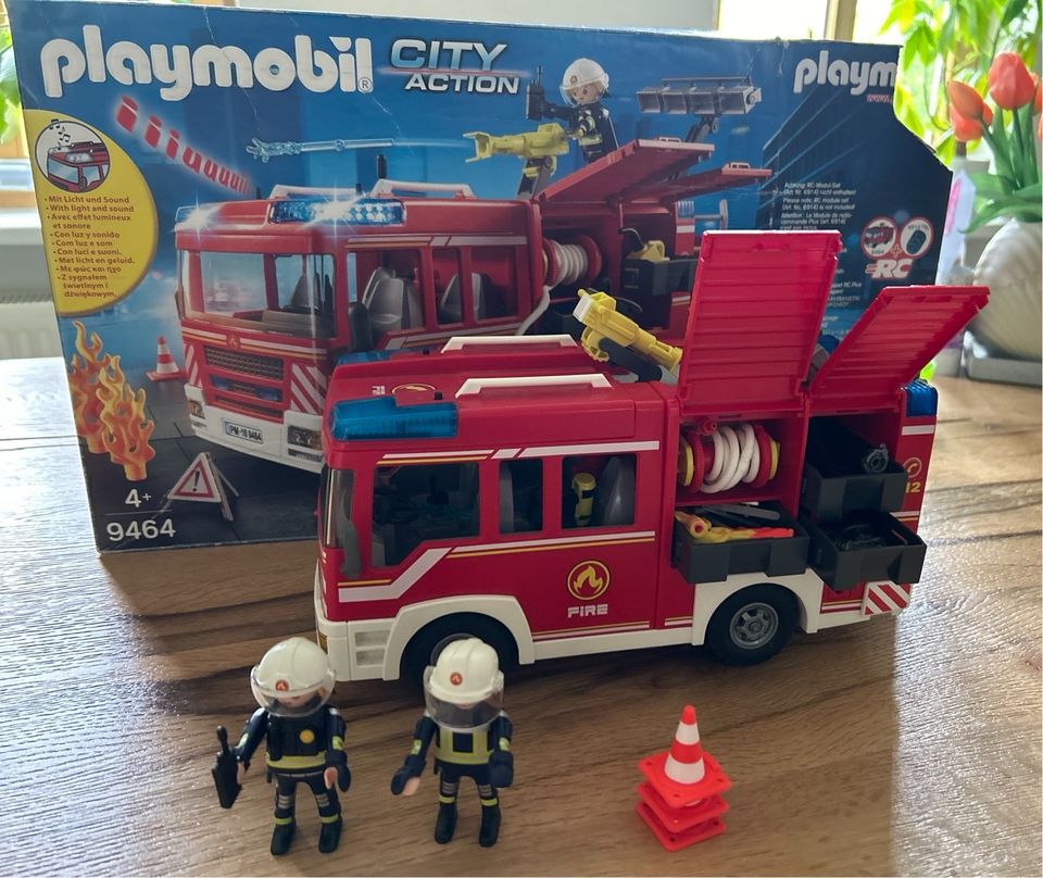 Playmobil Feuerwehr Löschfahrzeug 9464 in Nordhausen