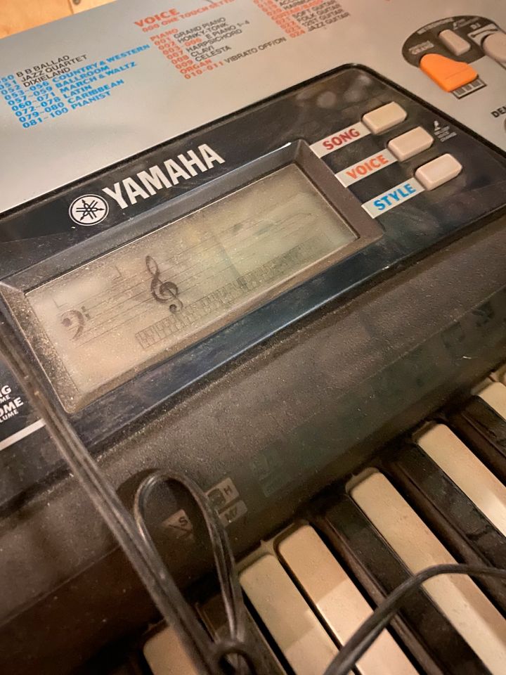 Yamaha PSR 175 Orgel Keyboard in Essen