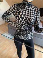 H&m turtle neck rollkragen shirt oberteil langarm hahnentritt S Bayern - Asbach-Bäumenheim Vorschau