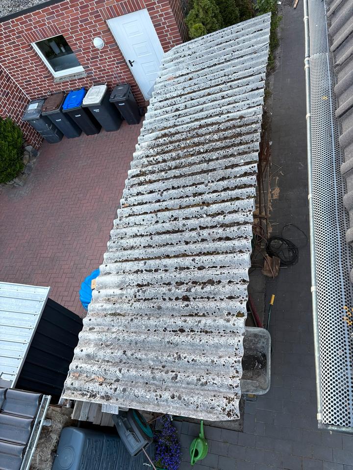 Dachplatten / Dachbelag / dachbedeckung zu verschenken in Nordrhein