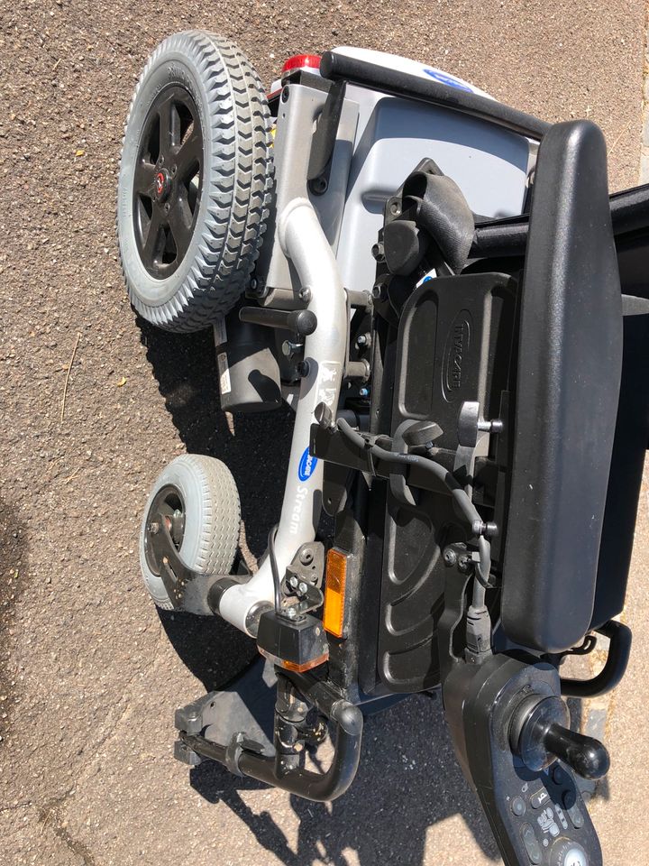 Elektro Rollstuhl invacare Stream in Blaubeuren