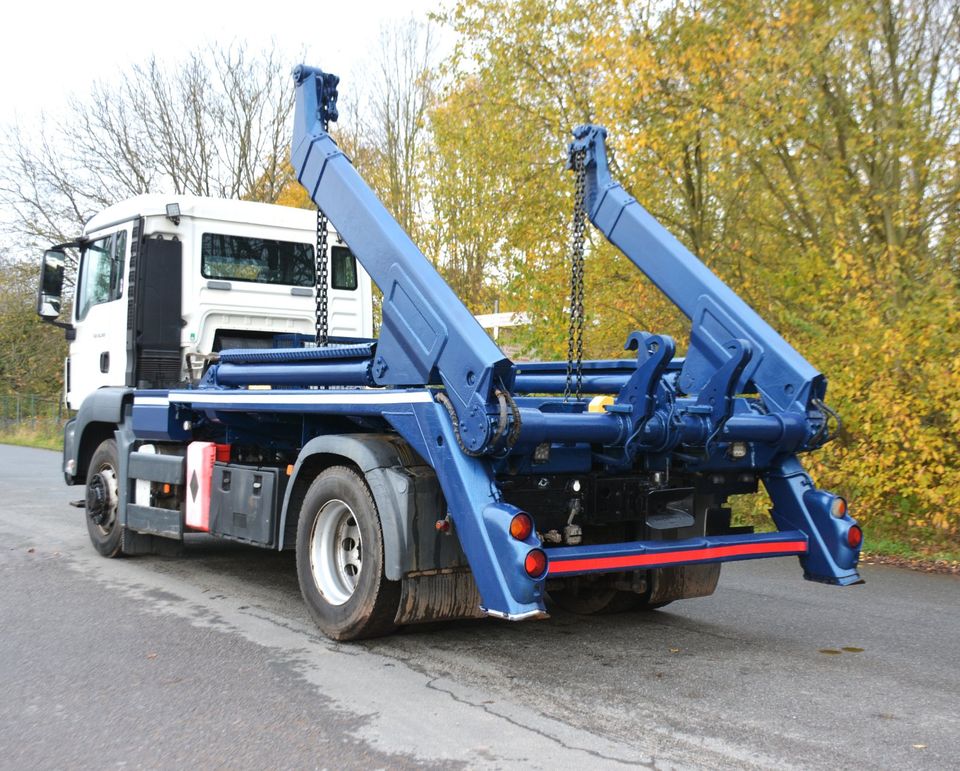 MAN TGS 18.320 4x4 ALLRAD HYDRODRIVE ABSETZKIPPER EURO5 Bj.2011 in Hessisch Oldendorf