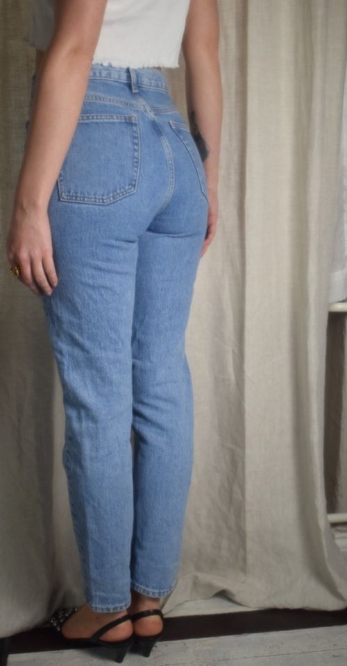 &Other Stories Jeans Highwaist Straight W25 in Berlin