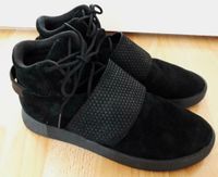 Adidas Tubular Sneakers Turnschuhe Schuhe schwarz Leder Gr. 44 Niedersachsen - Wilhelmshaven Vorschau