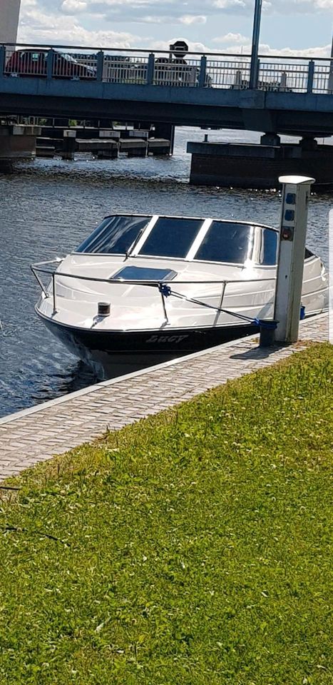 Bayliner 2o52 ls in Demmin