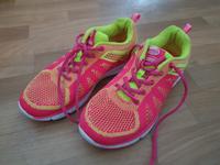 Sportschuhe Laufschuhe Sneaker Damen Größe 40 Dockers Sachsen-Anhalt - Halle Vorschau