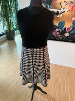 Calvin Klein Kleid Gr. L Hamburg-Mitte - Hamburg St. Pauli Vorschau