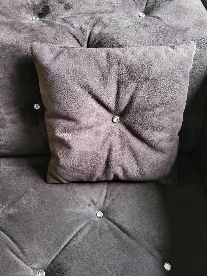 Sofa braun mit Strasssteinen, Vintage in Kerpen