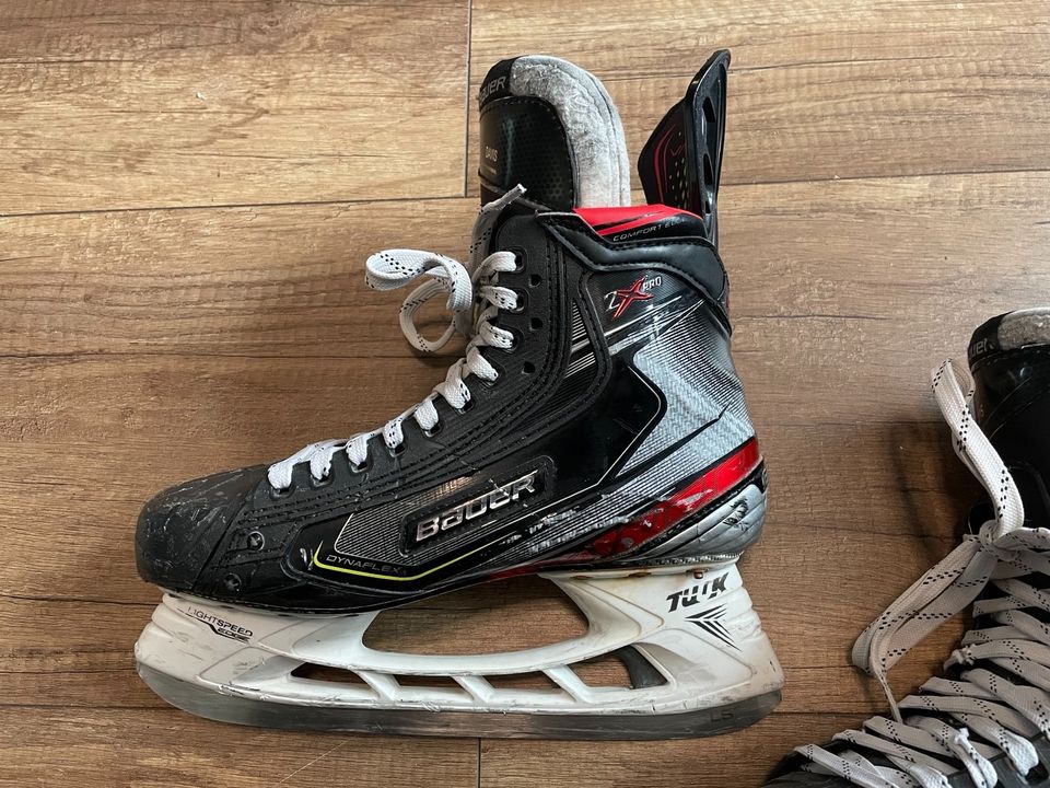 Bauer 2X Pro Eishockey Schlittschuhe 7,5 EE 42,5 in Lampertheim