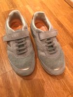 Geox Schuhe Turnschuhe Straßenschuhe Grau Kupfer Gr.37 Bayern - Neu Ulm Vorschau