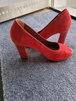 Tamaris High Heels Pumps rot 38 Hessen - Hammersbach Vorschau