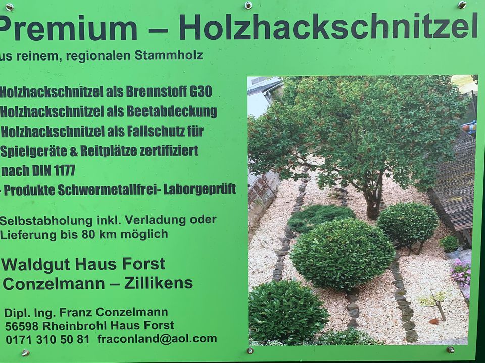 Beetabdeckung Hackschnitzel- Alternative Rindenmulch in Rheinbrohl